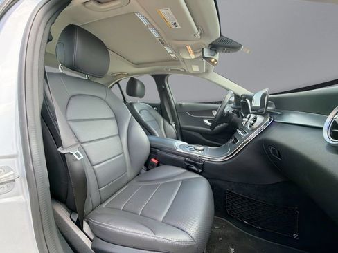 Used 2021 Mercedes-Benz C 300 Sedan image 16