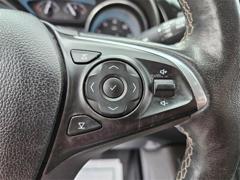 Used 2017 Buick Envision Essence image 26