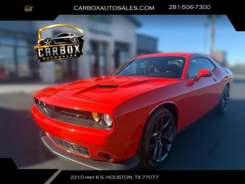 Used 2020 Dodge Challenger SXT w/ Blacktop Package RWD image 1