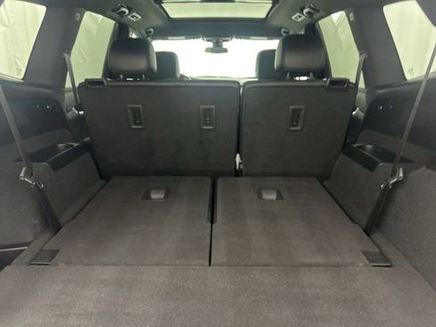 Used 2024 Cadillac XT6 Premium Luxury image 33