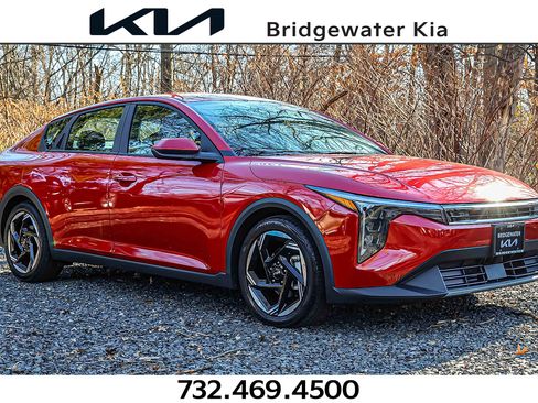 Certified 2025 Kia K4 EX image 1