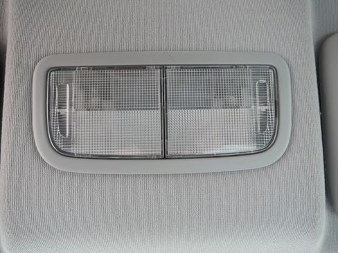 Used 2010 Honda Fit Sport image 29