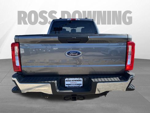 Used 2025 Ford F250 XLT AWD/4WD image 5