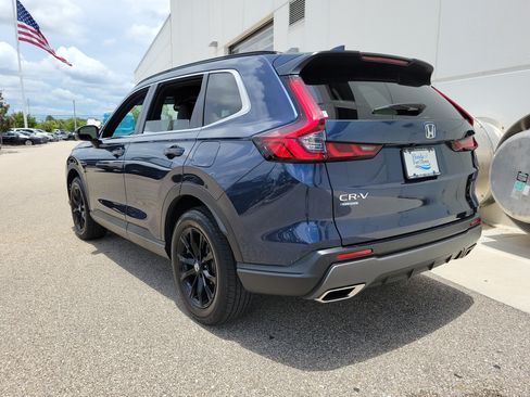 Used 2025 Honda CR-V Sport-L image 4