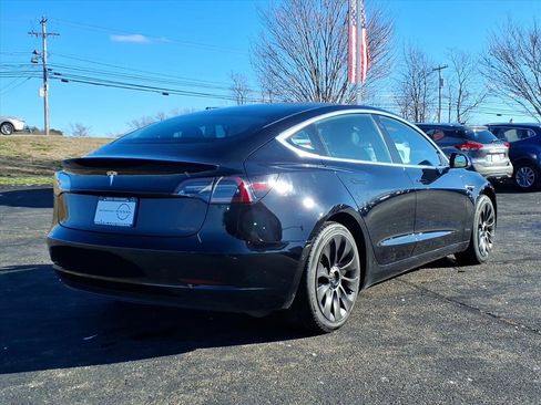 Used 2019 Tesla Model 3 Standard Range Plus image 4