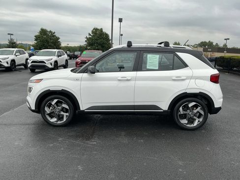 Certified 2023 Hyundai Venue Limited FWD image 12