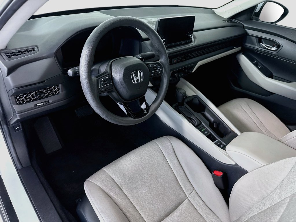Certified 2024 Honda Accord LX image 9