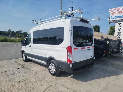 Used 2019 Ford Transit 150 XLT RWD image 5