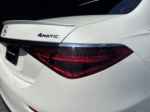 Used 2023 Mercedes-Benz S 580 4MATIC Sedan image 23