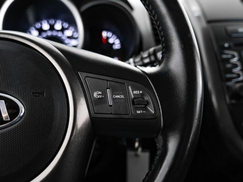 Used 2013 Kia Soul + image 16