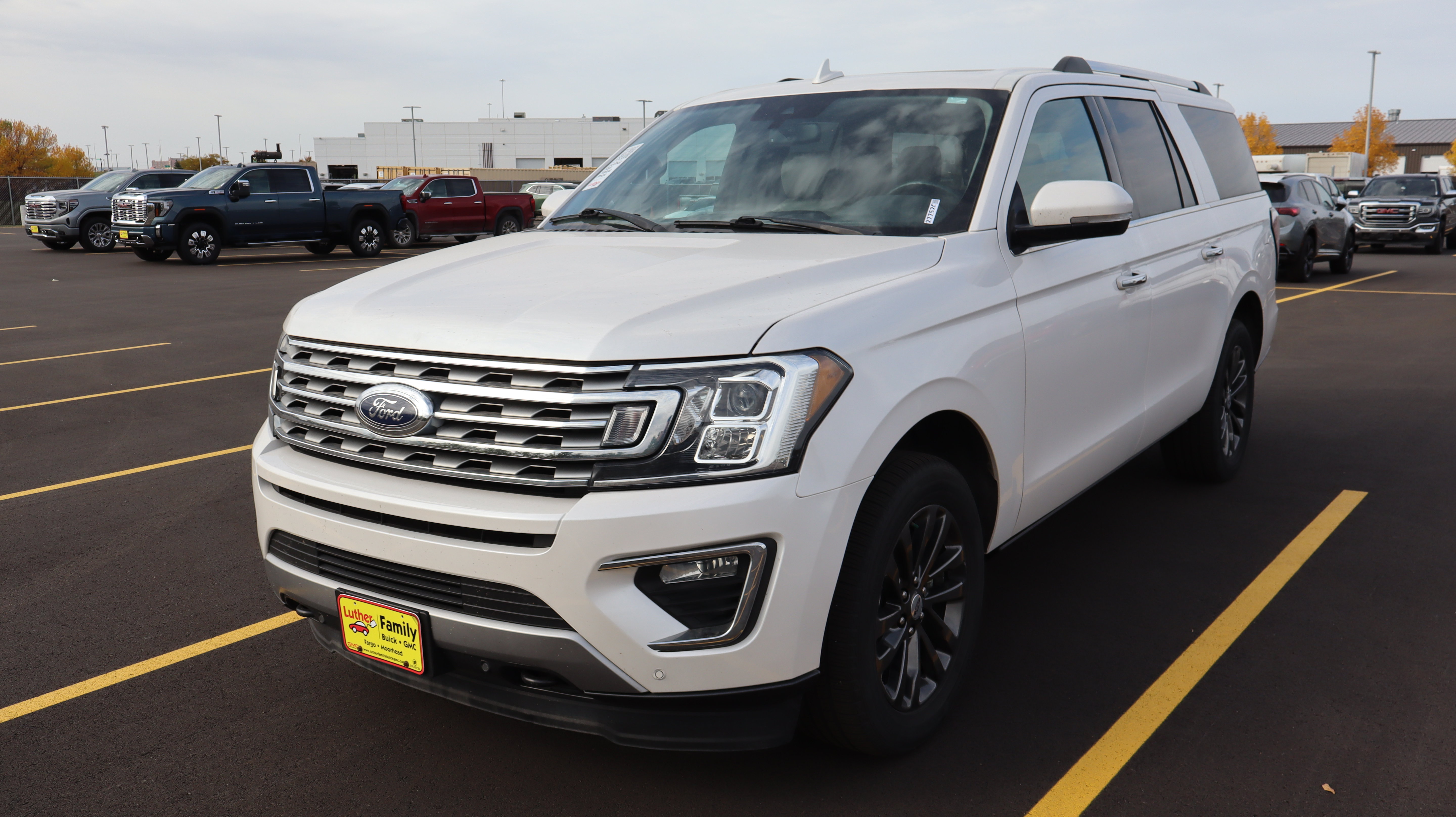 Used 2019 Ford Expedition Max Limited w/ Equipment Group 301A AWD/4WD image 3