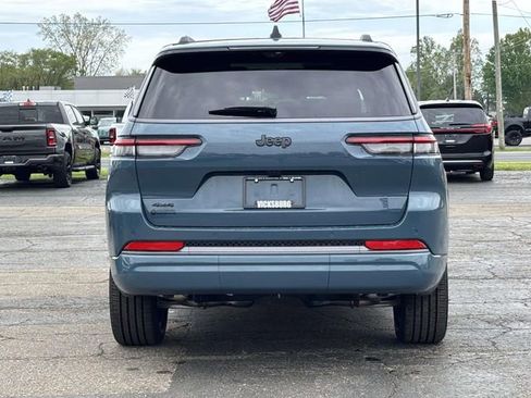 New 2026 Jeep Grand Cherokee L Limited AWD/4WD image 35