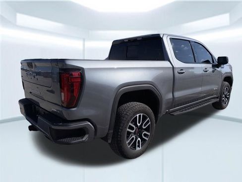 Used 2021 GMC Sierra 1500 AT4 w/ AT4 Premium Package AWD/4WD image 10