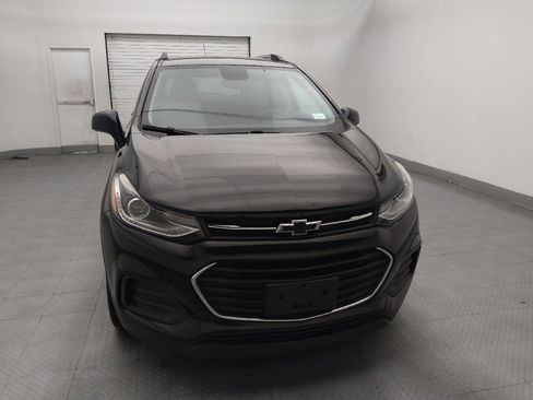 Used 2020 Chevrolet Trax LT w/ Driver Confidence Package FWD image 14