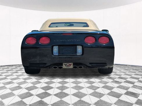 Used 1999 Chevrolet Corvette Convertible w/ Memory Pkg RWD image 4