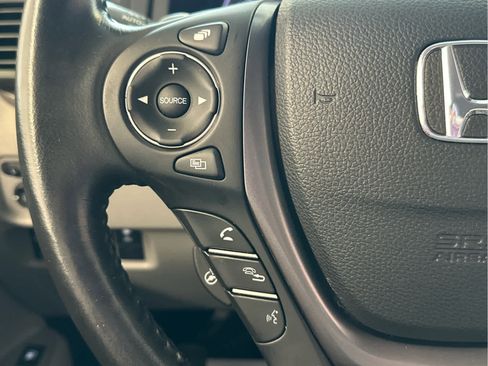 Used 2022 Honda Ridgeline RTL-E image 37