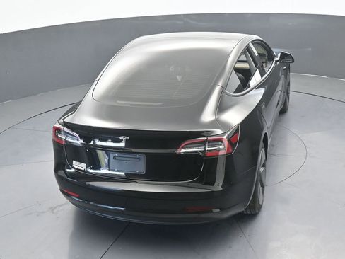 Used 2021 Tesla Model 3 Standard Range Plus image 45
