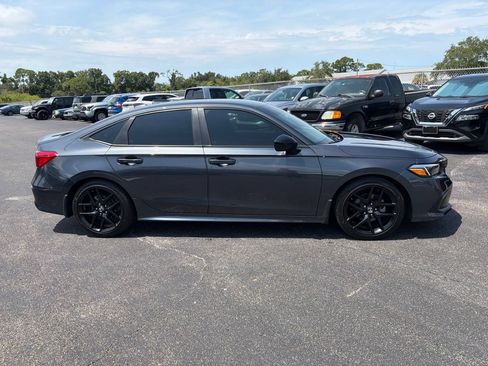 Used 2024 Honda Civic Sport image 8