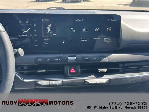 Used 2025 Kia K4 EX image 17