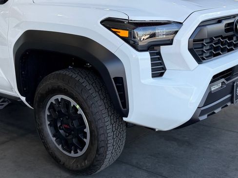 New 2026 Toyota Tacoma TRD Off-Road AWD/4WD image 8