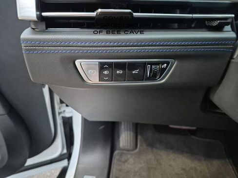 Used 2025 Cadillac Escalade IQ Sport 1 w/ Smart Trailering package image 37