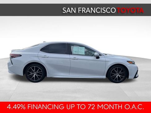 Used 2023 Toyota Camry SE image 6
