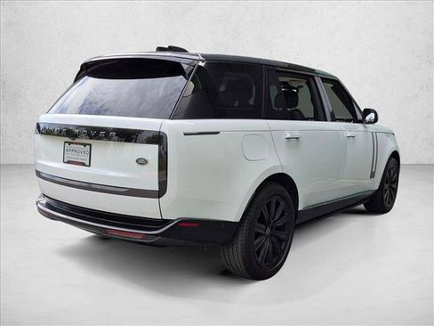 Certified 2023 Land Rover Range Rover Long Wheelbase SE AWD/4WD image 5