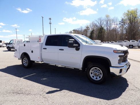 Used 2025 Chevrolet Silverado 3500 W/T w/ WT/CX Safety Package image 10