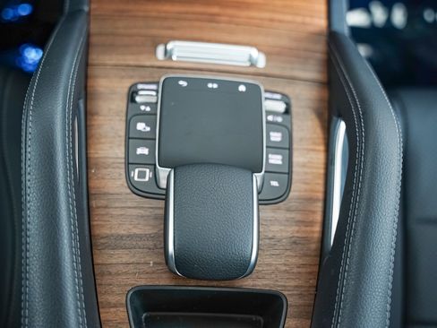 Certified 2026 Mercedes-Benz GLE 350 4MATIC image 18