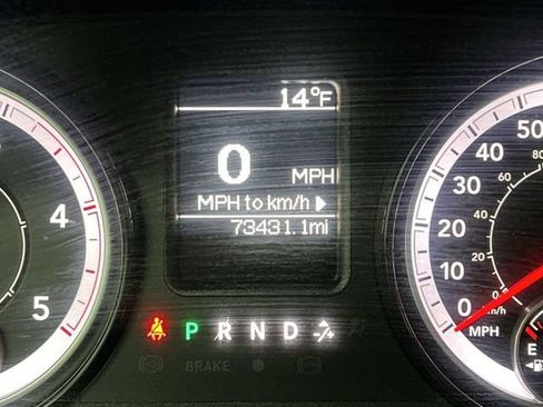 Used 2018 RAM 2500 Tradesman w/ Chrome Appearance Group image 12