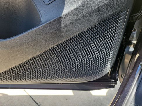 New 2026 Volkswagen Atlas SE FWD image 18