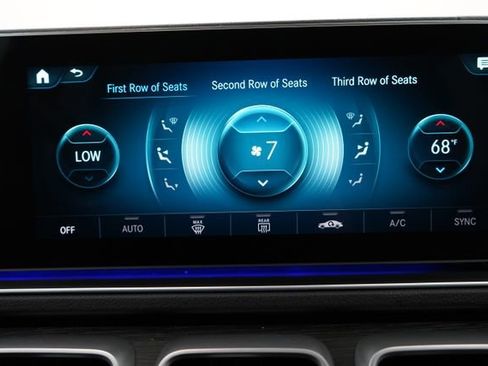 Used 2023 Mercedes-Benz GLS 450 4MATIC image 79