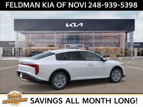New 2025 Kia K4 LX image 6