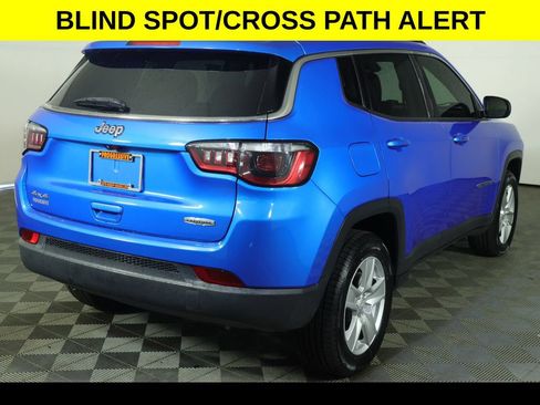 Used 2022 Jeep Compass Latitude w/ Convenience Group AWD/4WD image 9