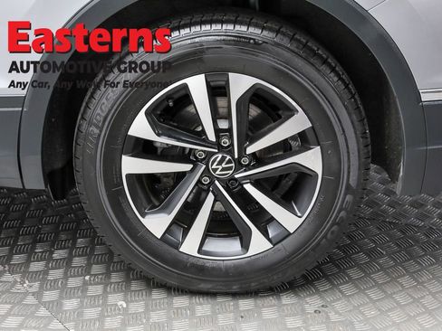 Used 2024 Volkswagen Tiguan S image 8