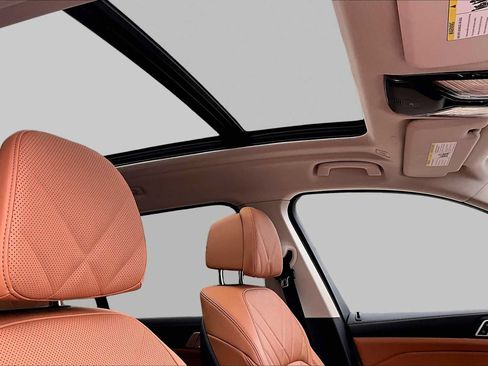 Certified 2024 BMW X7 xDrive40i AWD/4WD image 13