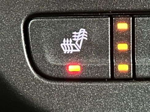 Used 2015 Chevrolet Colorado Z71 image 4