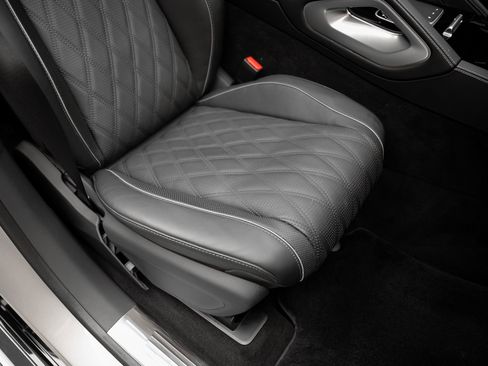 Used 2024 Mercedes-Benz Maybach GLS 600 Maybach GLS 600 image 72