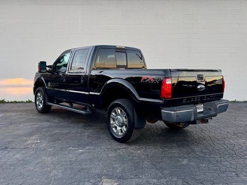 Used 2015 Ford F350 Lariat w/ Chrome Package image 5
