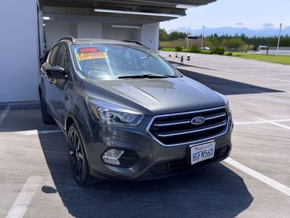 Used 2018 Ford Escape SE w/ SE Sport Appearance Package