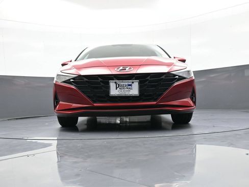 Certified 2021 Hyundai Elantra SEL FWD image 26