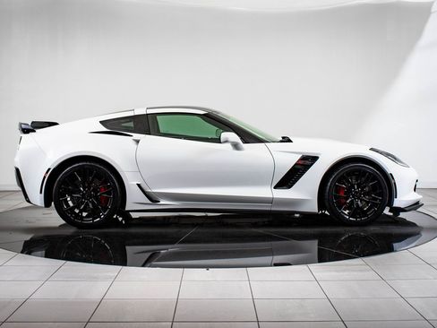 Used 2016 Chevrolet Corvette Z06 image 11