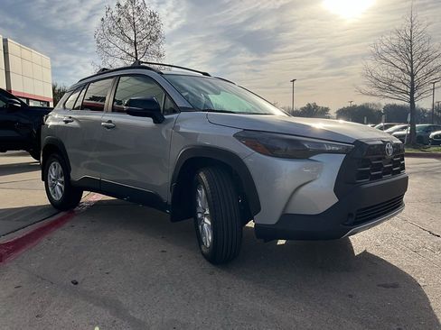 New 2026 Toyota Corolla Cross LE image 4