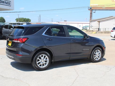 Used 2022 Chevrolet Equinox LT FWD image 4