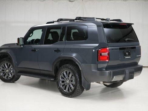 Used 2025 Toyota Land Cruiser image 29