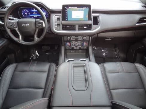 Used 2024 Chevrolet Tahoe RST w/ Luxury Package AWD/4WD image 17