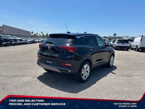 Used 2025 Buick Encore GX Preferred w/ Advanced Technology Package FWD image 5