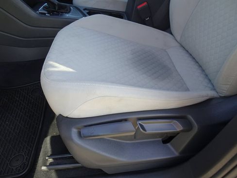 Used 2018 Volkswagen Tiguan S FWD image 10