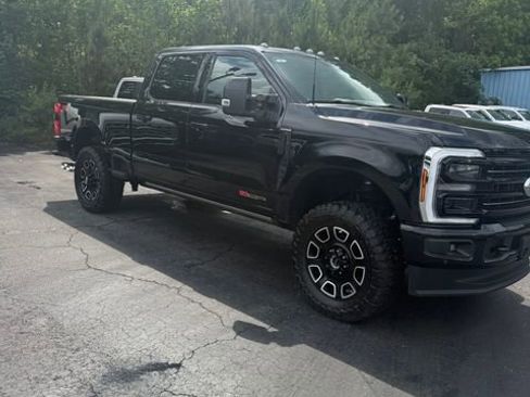 New 2026 Ford F250 Platinum AWD/4WD image 18
