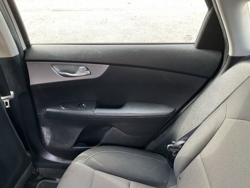 Used 2023 Kia Forte LXS FWD image 16